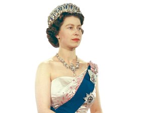 Queen Elizabeth II official portrait 1959 CR Wikimedia Commons CC 