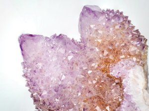 Crystals_CR_Jeff_W_on_Unsplash.jpeg 