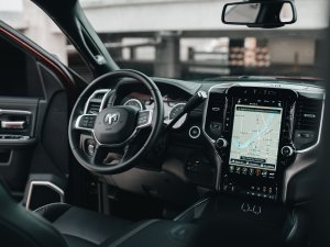 rental car CR Brock Wegner on Unsplash