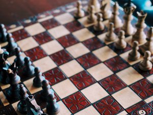 chessboard CR Jon Tyson on Unsplash