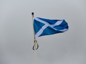 Scotland flag [Image: Serge Taeymans on Unsplash]