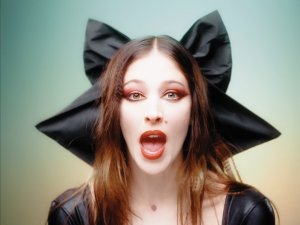 Caroline Polachek CR Official Artist music video