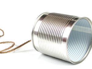 Tin can telephone CR Ronstik on iStock CC 
