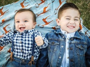 Toddler and young boy CR Edward Cisneros on Unsplash