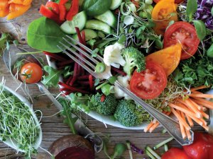 Salad CR Nadine Primeau on Unsplash