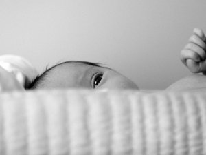 Baby BW CR Charles Deluvio on Unsplash