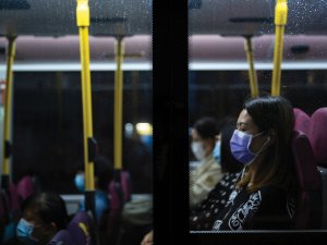 masks on bus CR red john on Unsplash