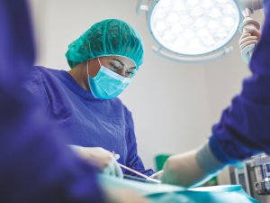 Surgery CR Artur Tumasjan on Unsplash
