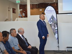 Peeni Henare speaking at Whānua ora centre anniversary