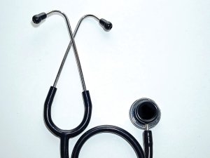 Stethoscope CR Manik Roy on Unsplash