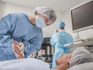 Surgeon cares