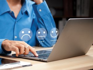 Complaints Laptop CR Pakin Jarerndee on iStock