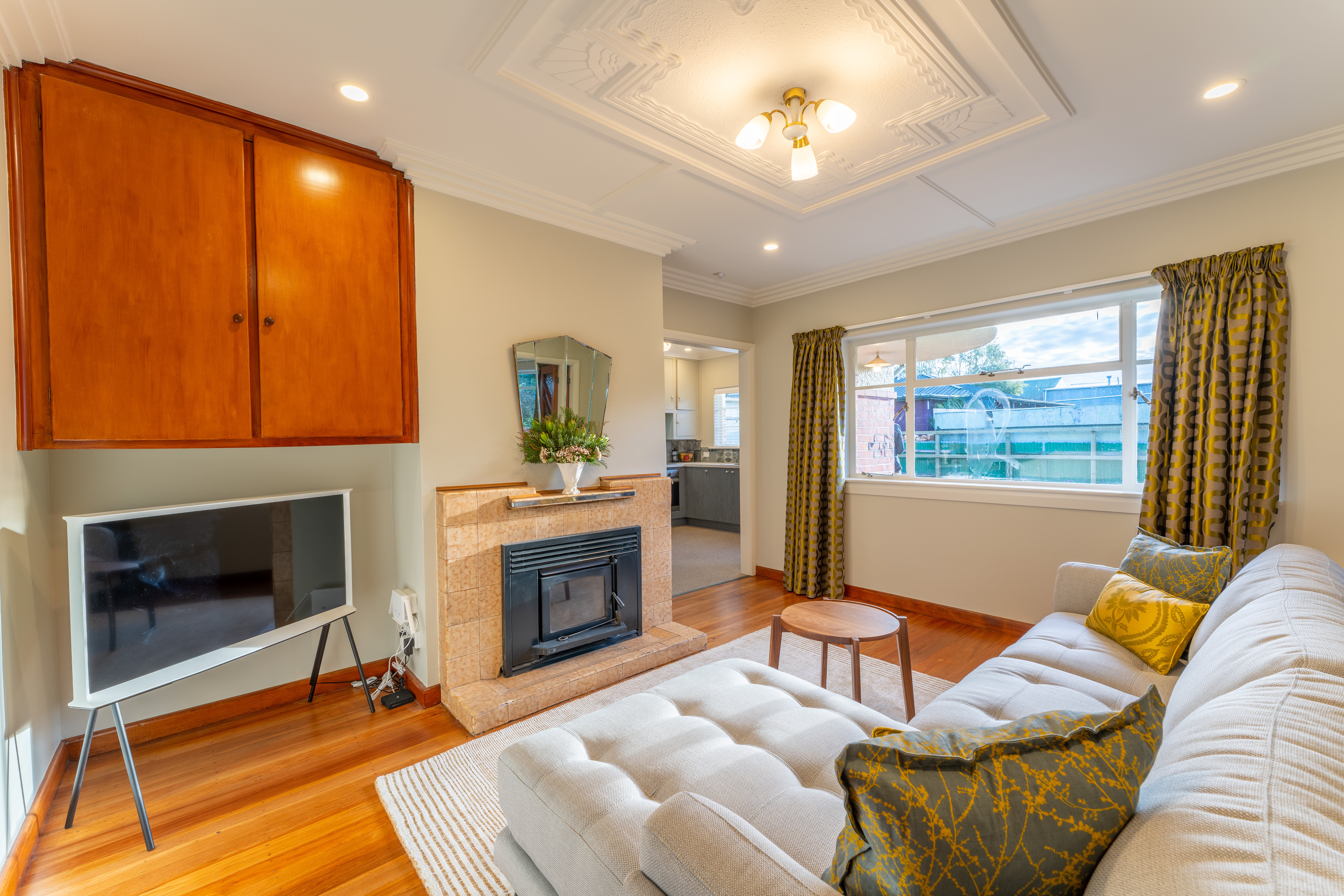 A lounge with character in the 1950s house