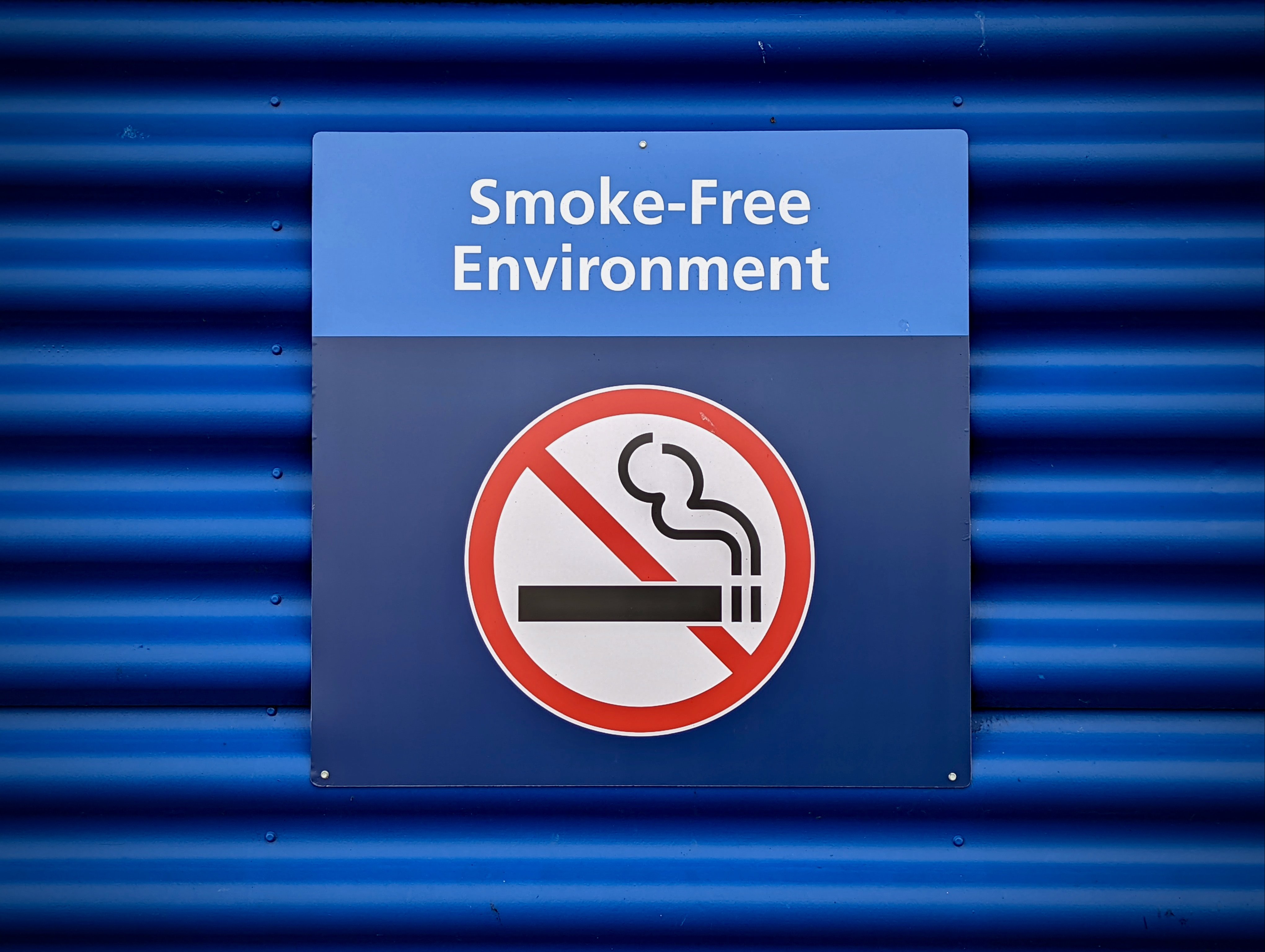 smoke-free sign