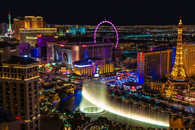Las Vegas CR Julian Paefgen on Unsplash